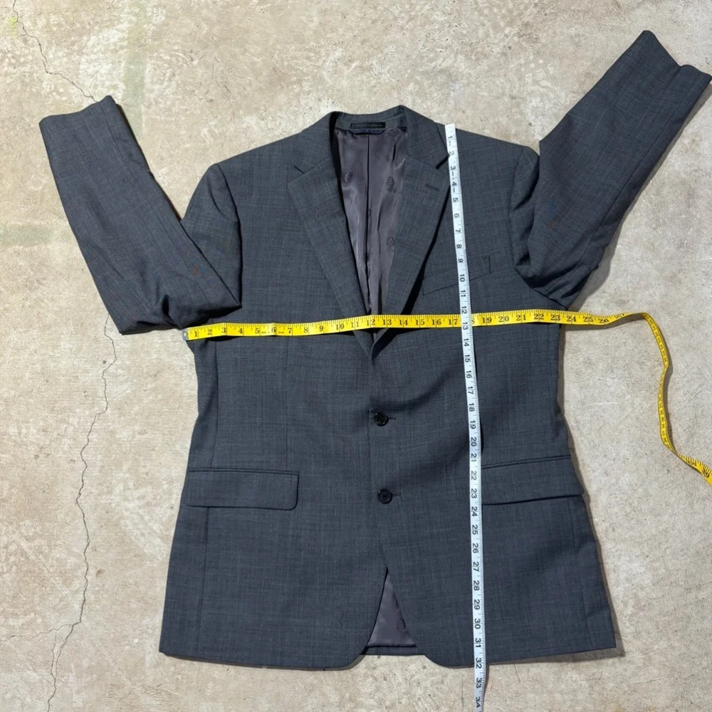 Lauren Ralph Lauren Blazer Men’s Size 44L Gray Wool Two Button Front Pockets